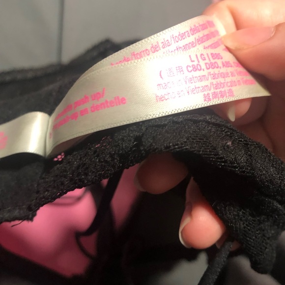 VS PUSH-UP BRALETTE - Picture 2 of 4